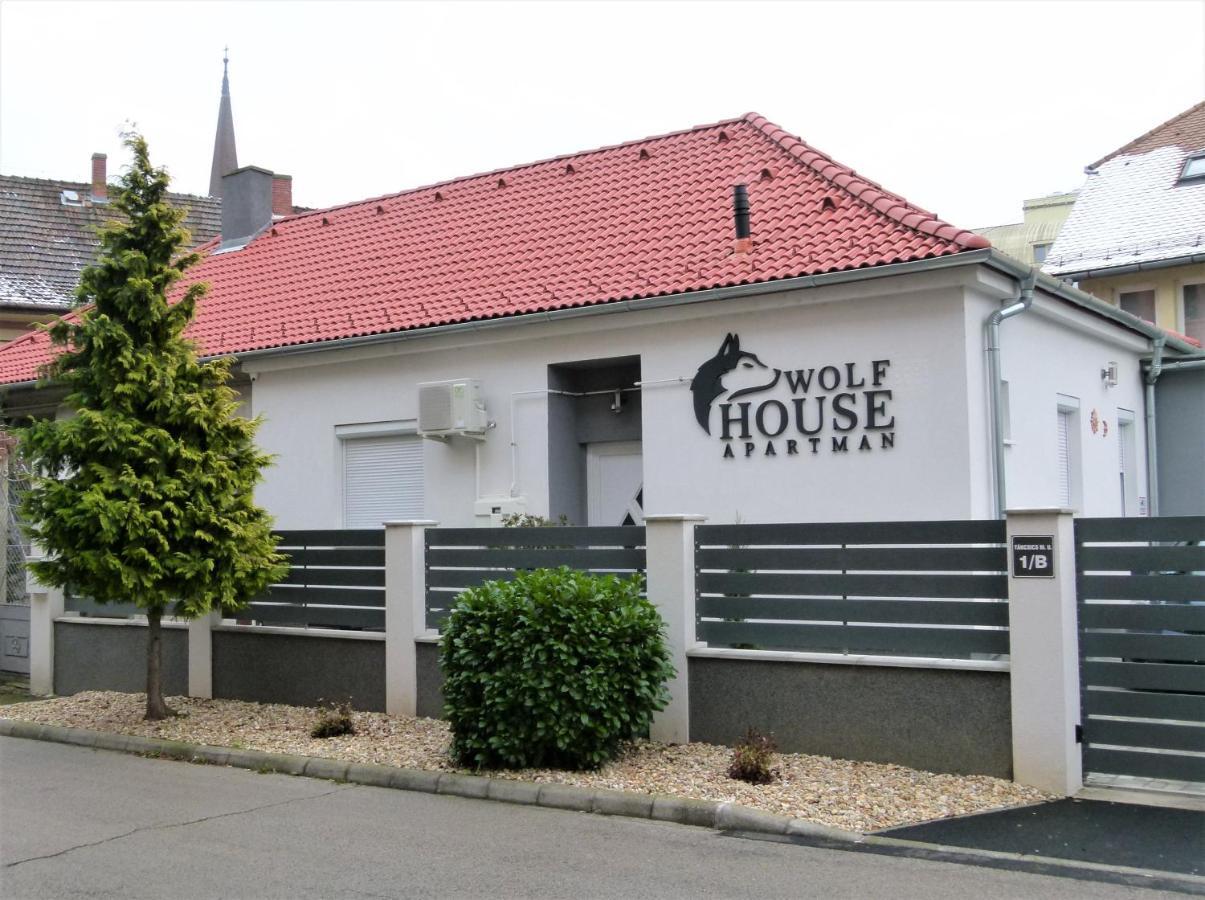 Wolf House Apartman Залаегерсег Екстер'єр фото